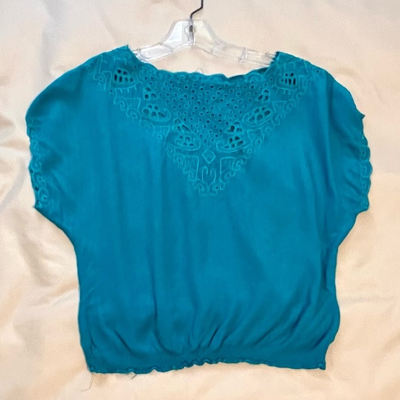 Elegant Teal Lace Women's Top - Picture 5 of 5